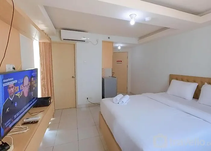Nice And Comfy Studio At Amethyst Apartment By Travelio